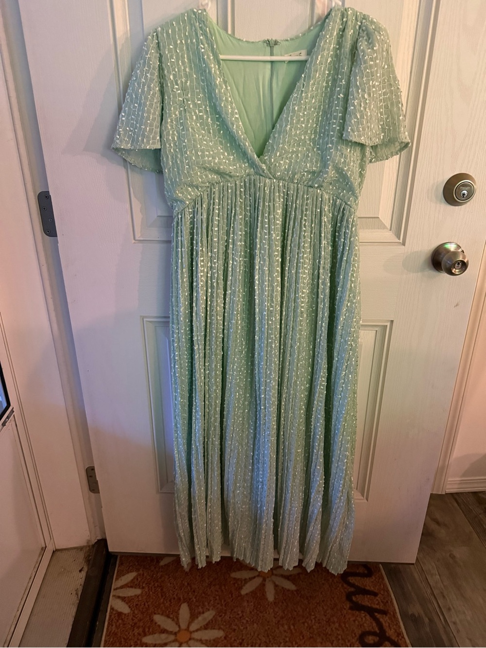 V-Neck Mint Green Pleated Maxi Dress
